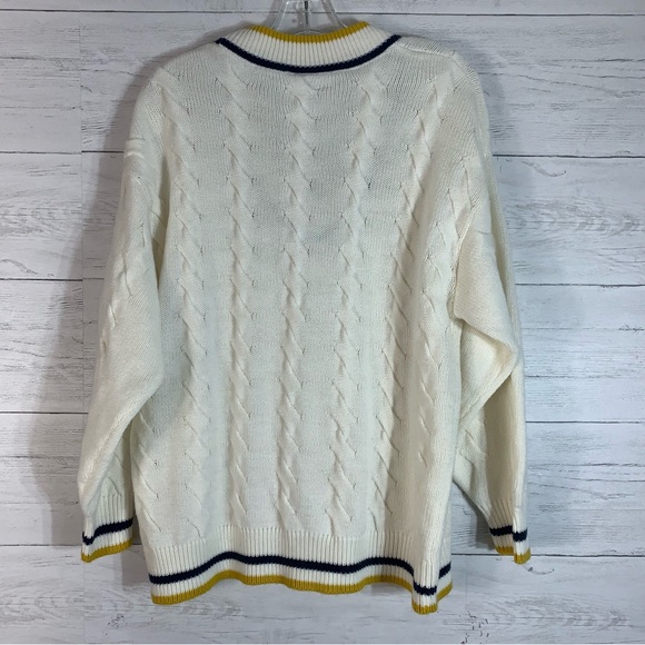 H&M Divided V Neck cable knit ivory oversized preppy sweater size Small - Picture 4 of 7